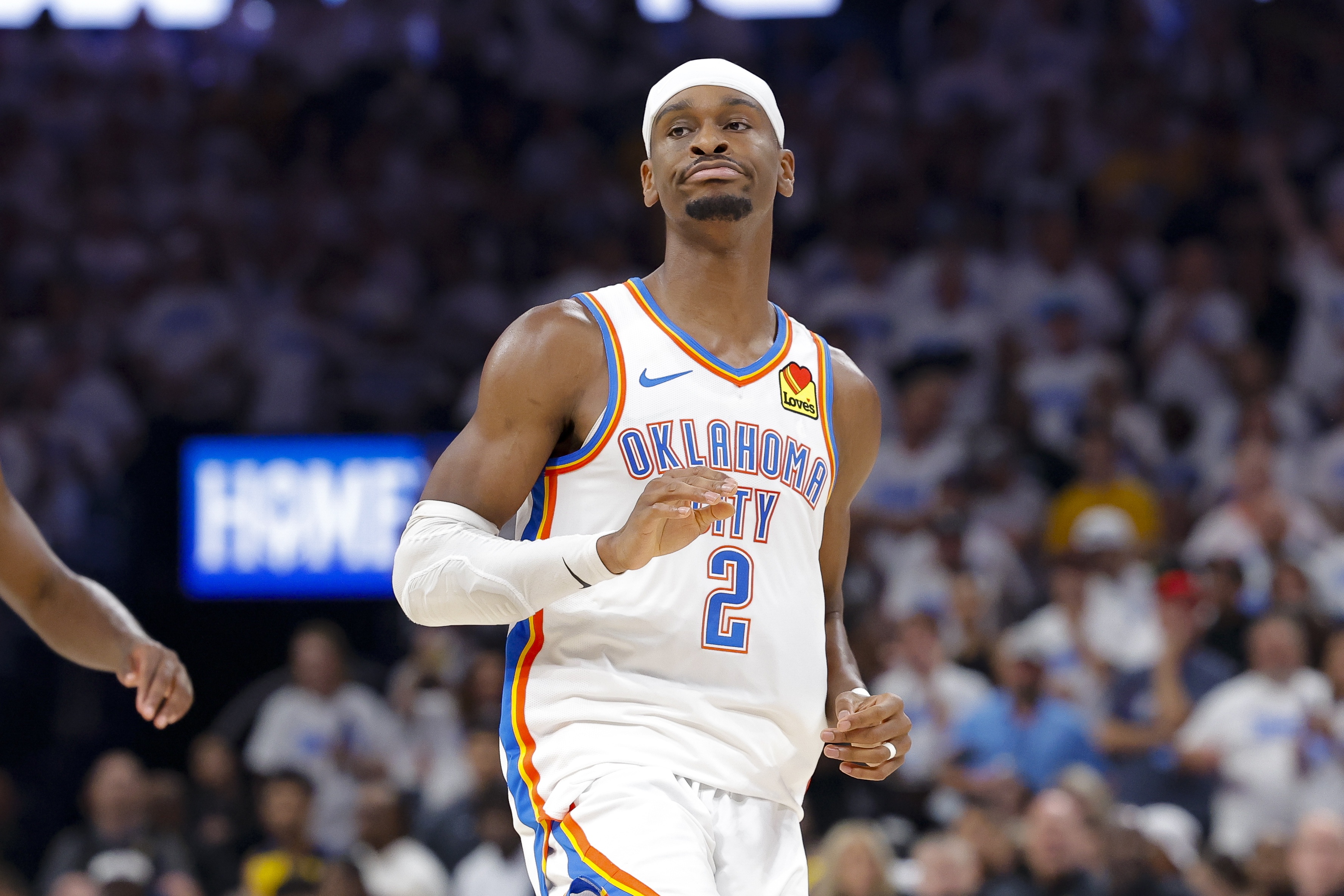 NBA新星亚历山大难扛联盟门面大旗 低调球风难比杜兰特传奇魅力