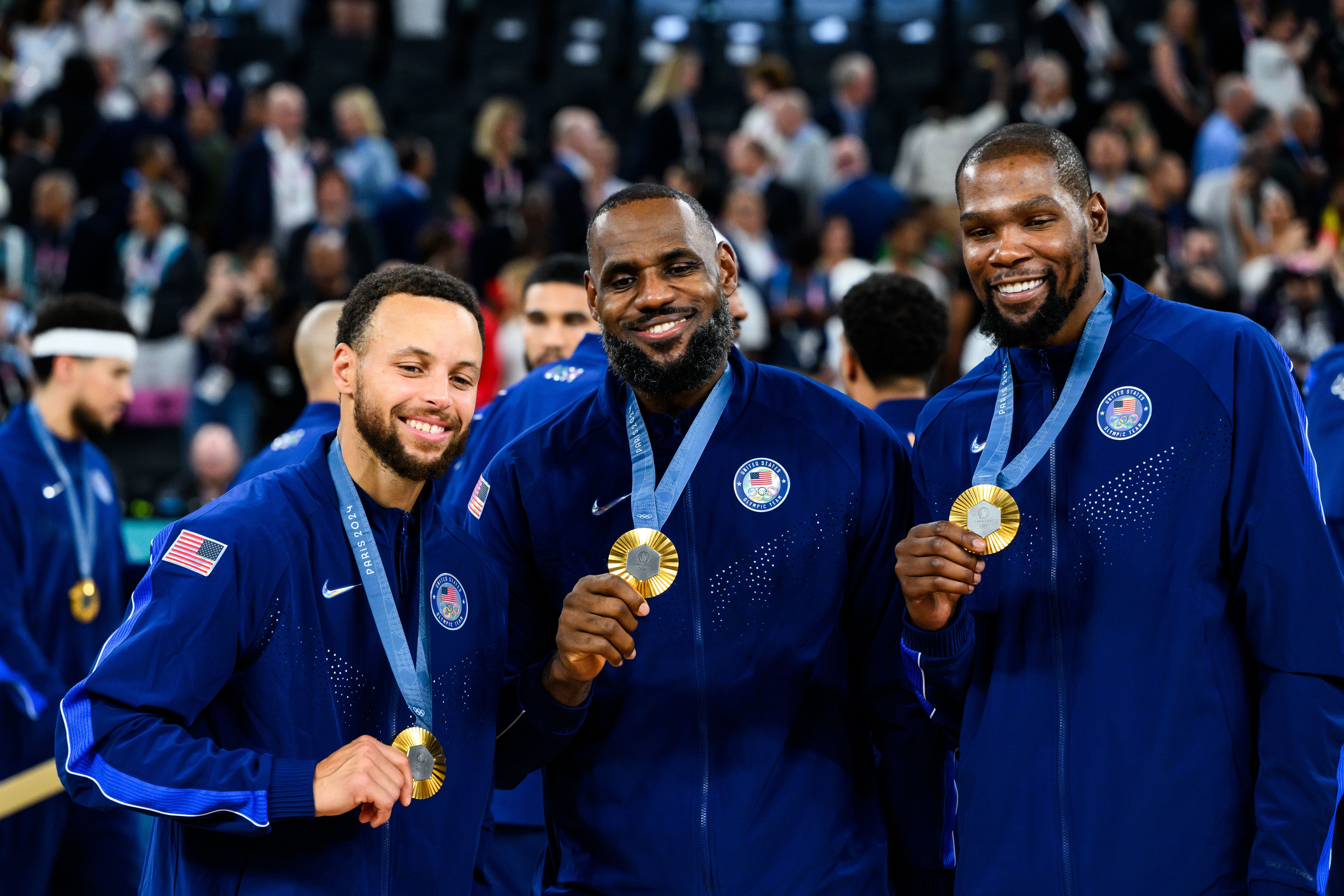NBA巨星成长启示录 贝恩交易警示与三大传奇标杆